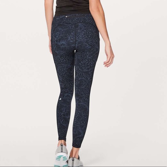 Lululemon Speed Up Tight (Full-On Luxtreme 28") - Picture 2 of 5